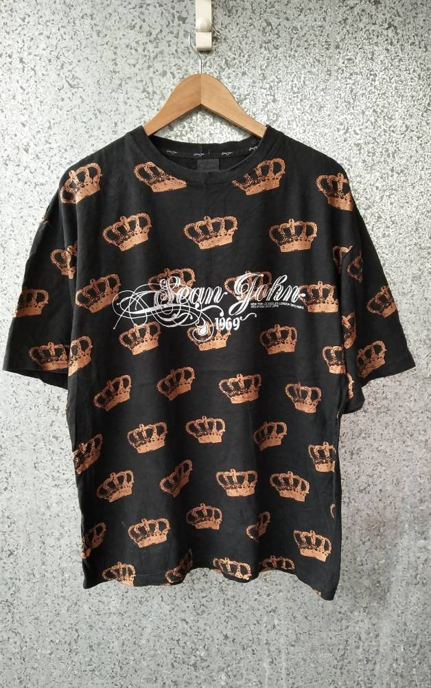 Sean John T Shirt Fullprint Crown Design Hip Hop/Swag/Rapper Size Xl Sean John T Shirt Fullprint Crown Design Hip Hop/Swag/Rapper Size Xl von ikcollections