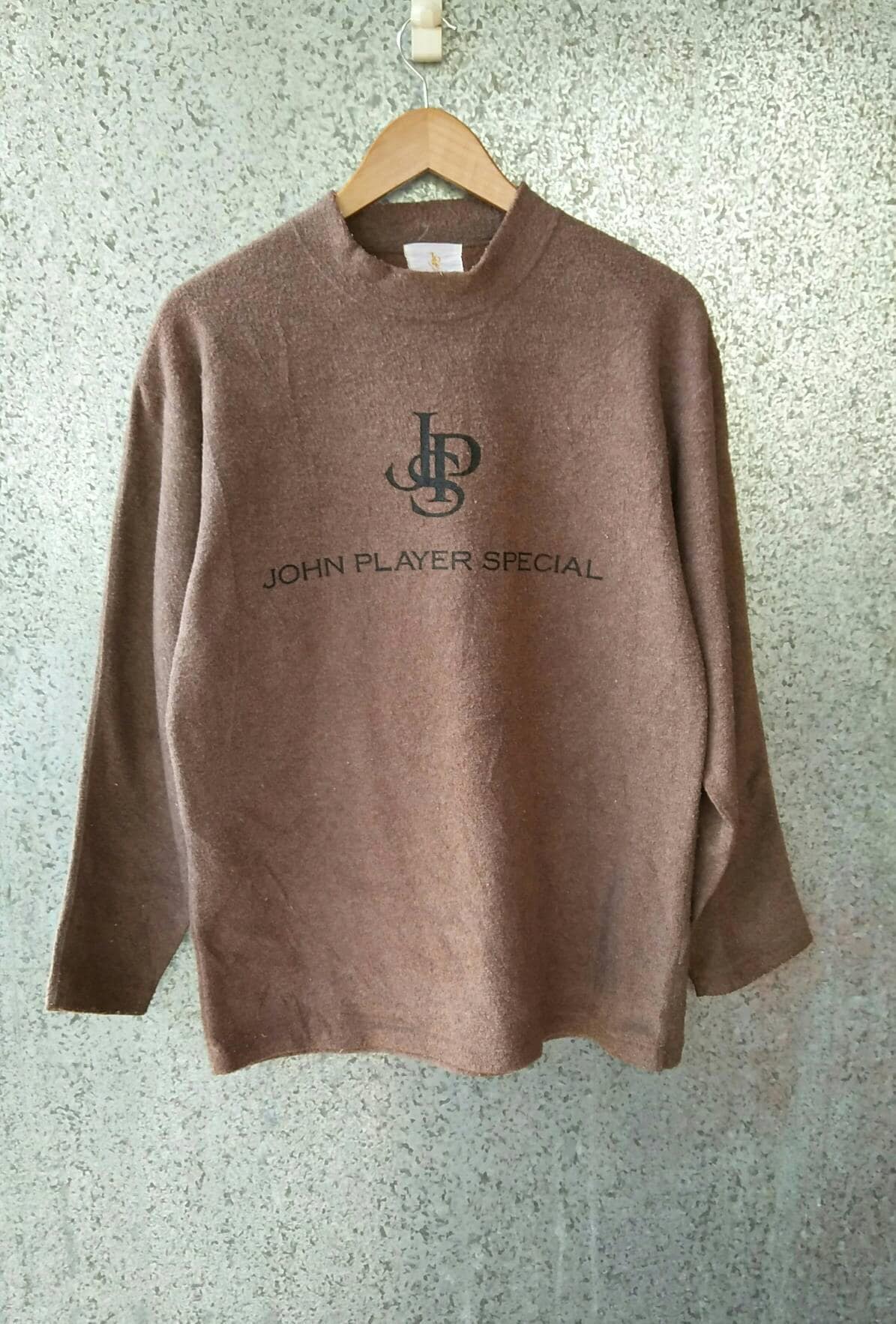 Super Rare Vintage John Players Special Logo Spell Out Sweatshirt Crewneck Jumper Super Rare Vintage John Players Special Logo Spell Out Sweatshirt Crewneck Jumper von ikcollections