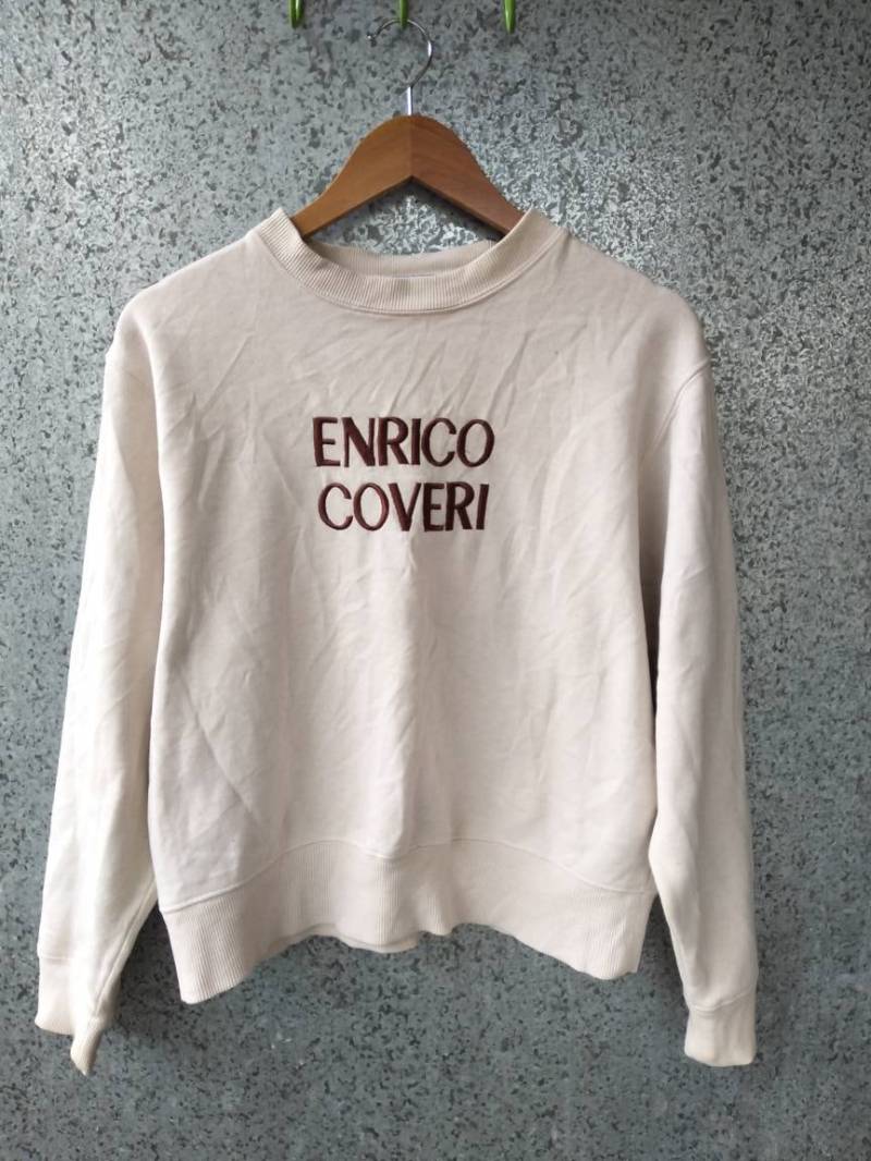 Vintage 90Er Jahre Enrico Coveri Sweatshirt Buchstabieren Stickerei Crewneck Pullover Vintage 90Er Jahre Enrico Coveri Sweatshirt Buchstabieren Stickerei Crewneck Pullover von ikcollections