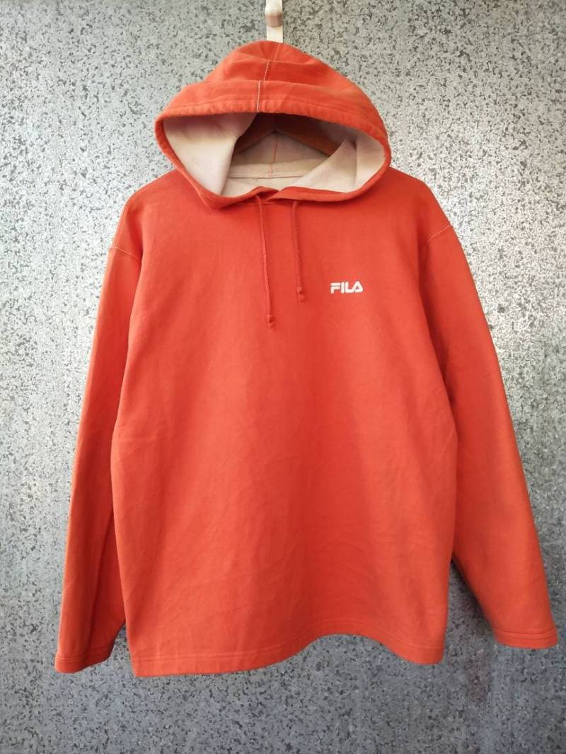 Vintage Fila Hoodies-Kleine Logo-stickerei Vintage Fila Hoodies-Kleine Logo-stickerei von ikcollections