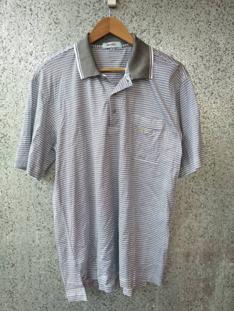 Vintage Kenzo Golf Polos Kenzo Tshirt-Kleine Logo-stickerei Vintage Kenzo Golf Polos Kenzo Tshirt-Kleine Logo-stickerei von ikcollections