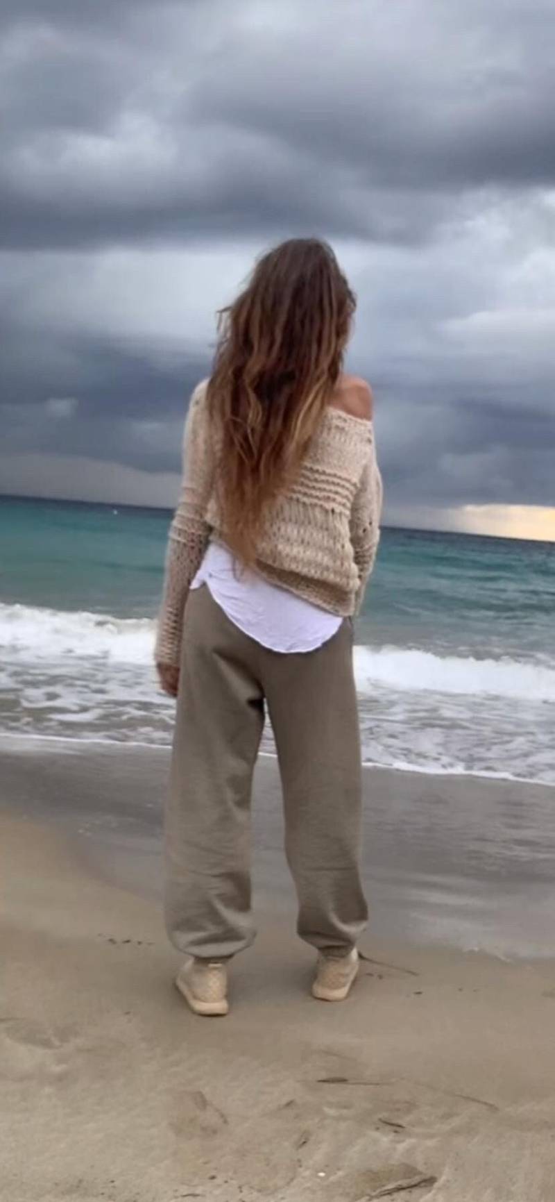 Feinstrickpullover/Pullover/Pullover in Hellbeige Mit Daumenlöchern von ileaiye