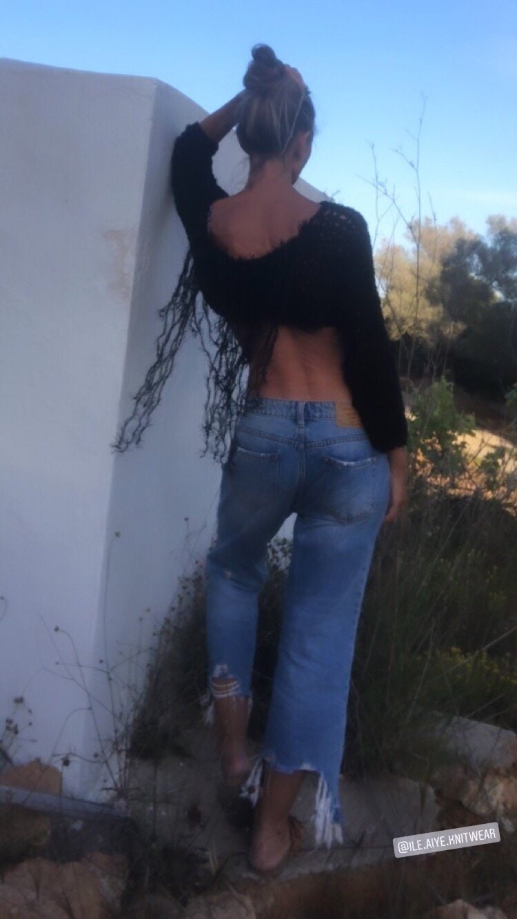 Schwarzes Alpaka Fransen Crop Top Boho Strickpullover von ileaiye