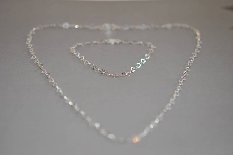 Herz-Kette Und Herz-Armband, Schmuckset, 925 Sterling Silber, Kette 45cm, Armband 19cm, Stufenlos Längenverstellbar von iliosDesignerSchmuck