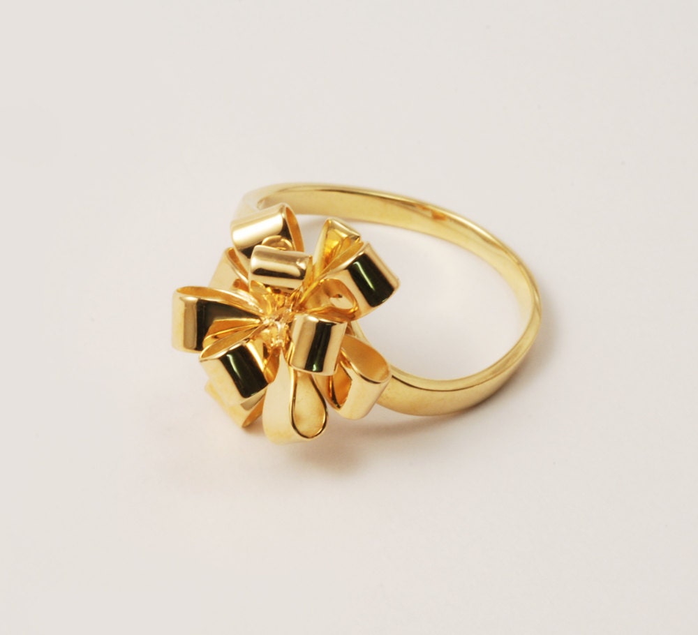 Gelb Gold Lockiger Bolduc Knoten Gelb Gold Lockiger Bolduc Knoten von ilithe