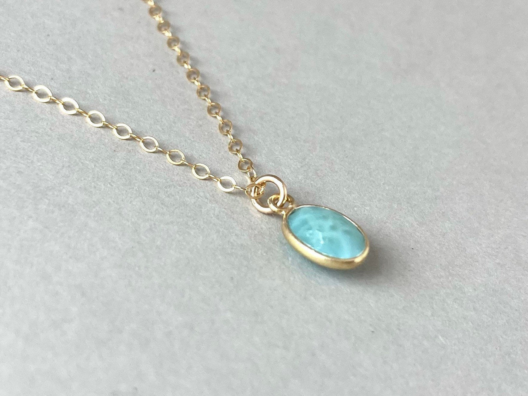 Larimar Kette Gold, Türkiser Edelstein Anhänger, Gold Filled Kette, Silber Vergoldet, Geschenk Für Sie, Sommerkette Boho, Freundschaftskette von ilkajewels