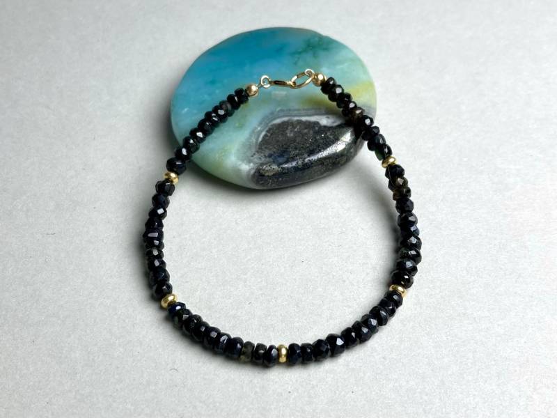 Schwarzer Turmalin Armband, 14K Gold Filled, Schwarzer Edelstein, Sommerarmband Boho, Perlenarmband, Wunschlänge, , Handgemachter Schmuck von ilkajewels