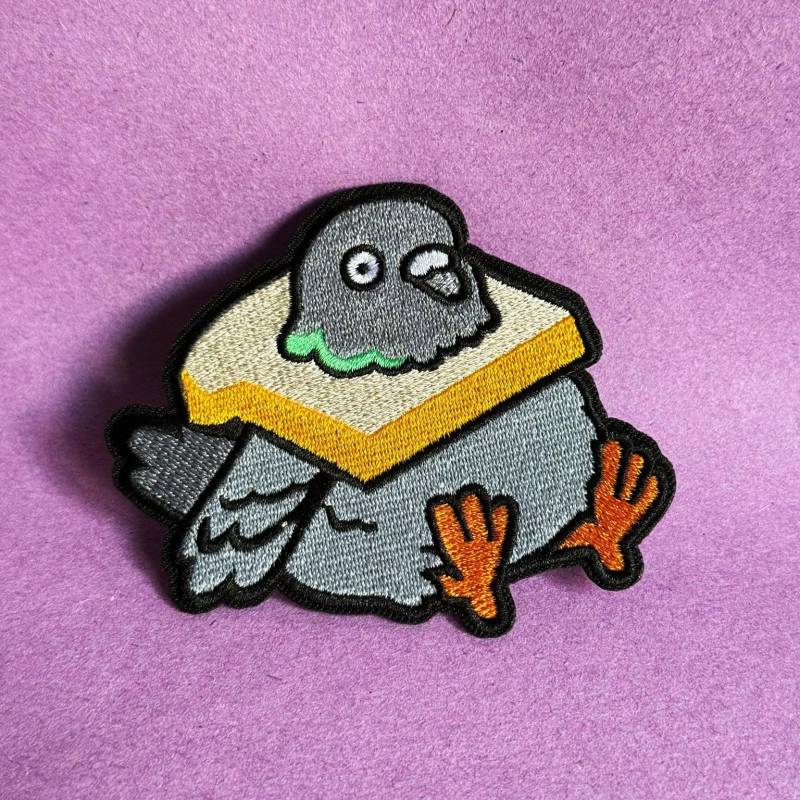 Taube Mit Toast Auf Dem Kopf - Lustiger Patch Zum Aufbügeln Oder Nähen von illeux