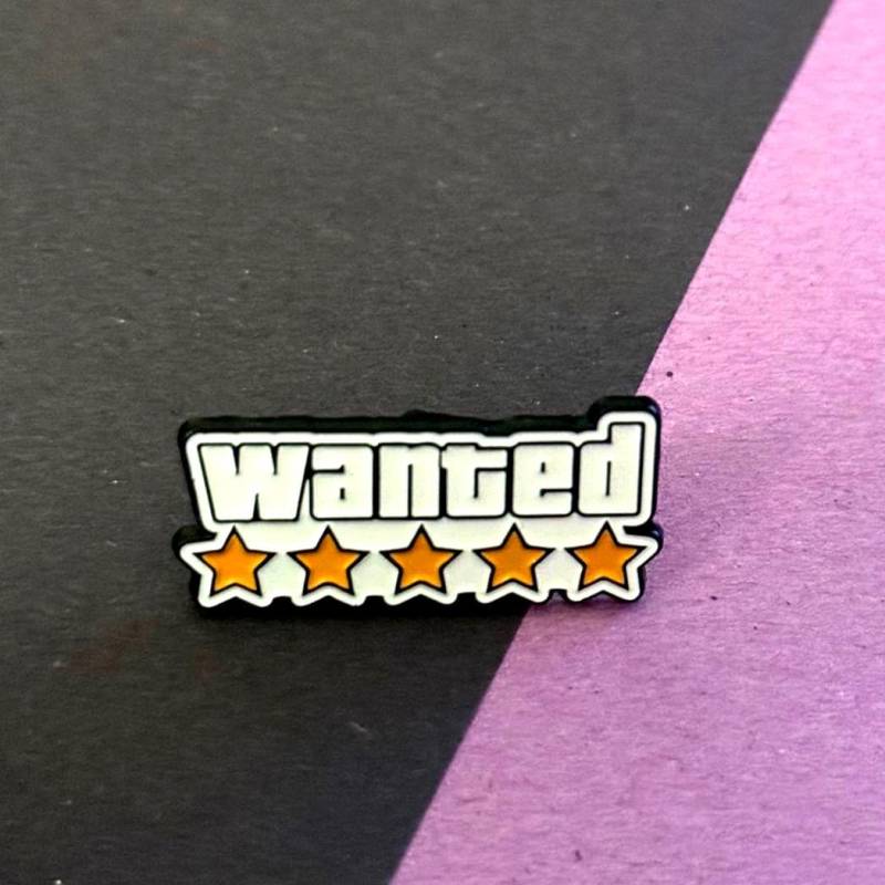 Wanted 5 Stars Gamer Pin - Lustiger Pop Culture Anstecker, Geschenk, Retro Street Style von illeux
