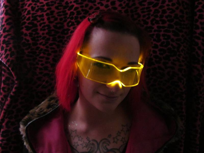 Das Original Beleuchtete Cyberpunk Cyber Goth Visier V2 Gelb Das Original Beleuchtete Cyberpunk Cyber Goth Visier V2 Gelb von illumicyberwear