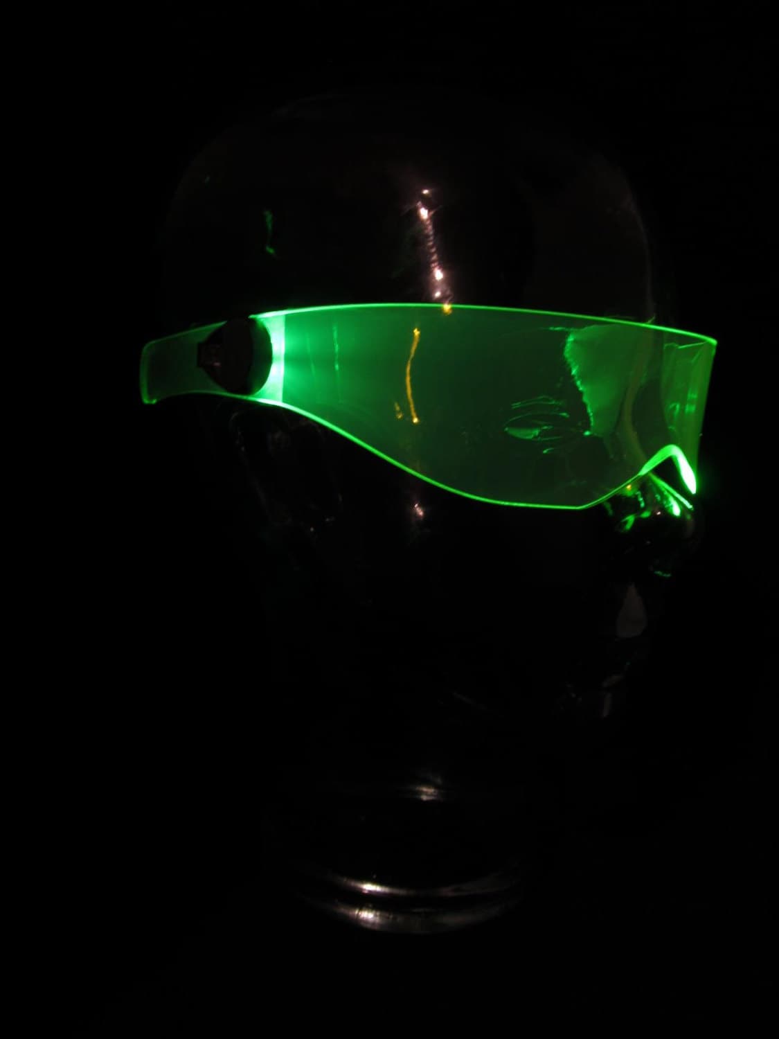 Das Original Beleuchtete Cyberpunk Cyber Goth Visier V3 Acid Green Das Original Beleuchtete Cyberpunk Cyber Goth Visier V3 Acid Green von illumicyberwear