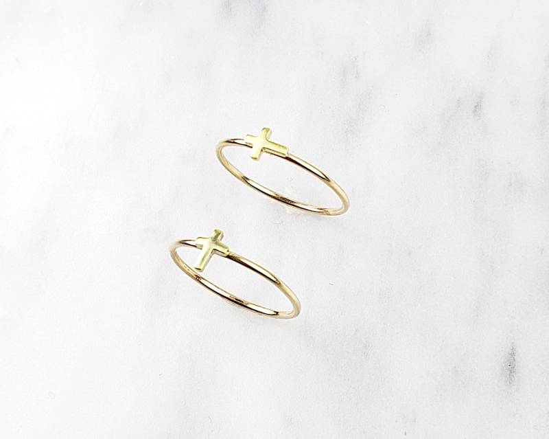 Gold Kreuz Ring - Seitlich Stapelring Glauben Zart Zierlich Illusorisch von illusy