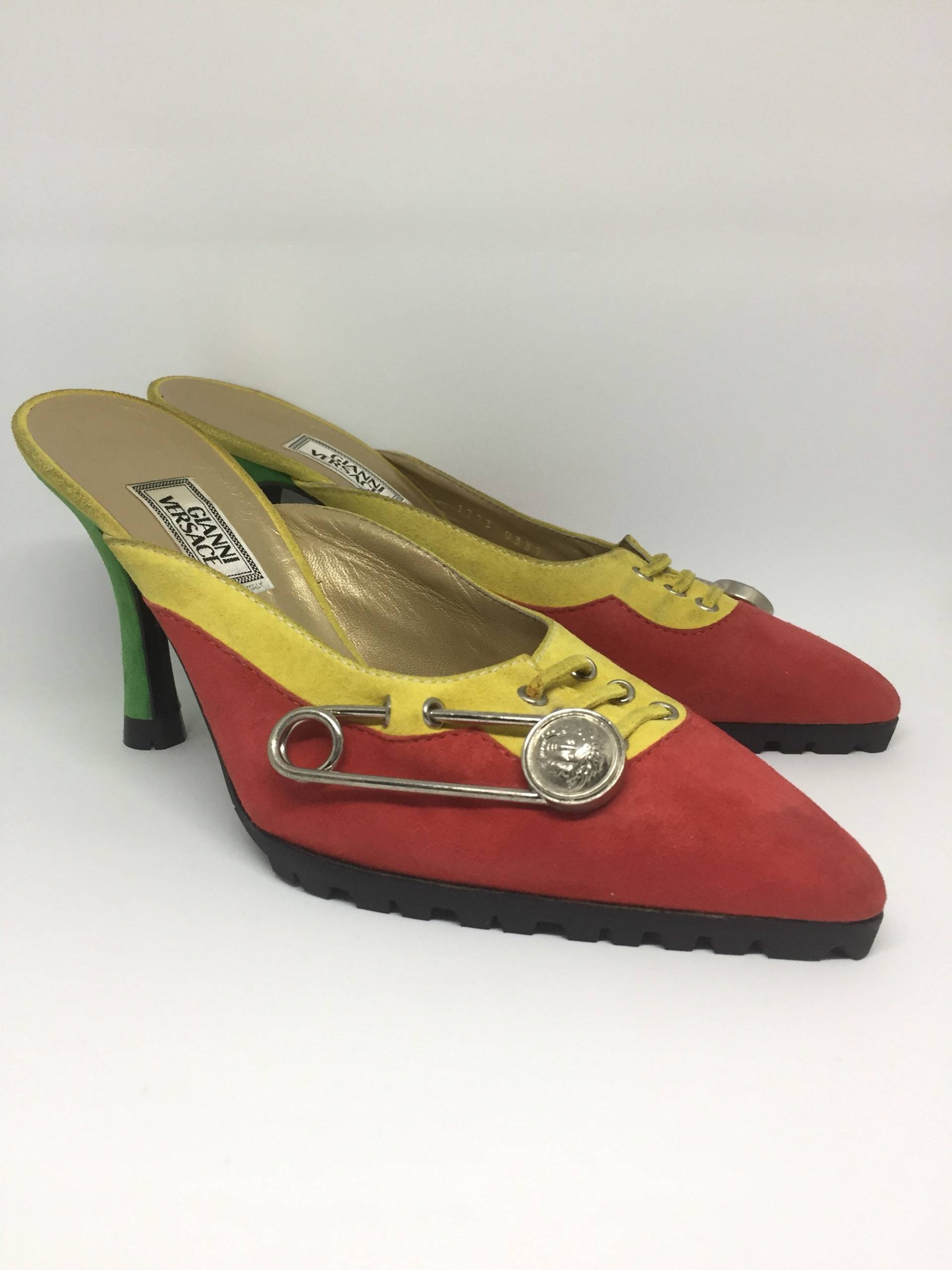 Gianni Versace Vintage Pantoletten Gianni Versace Vintage Pantoletten von illvintageframes