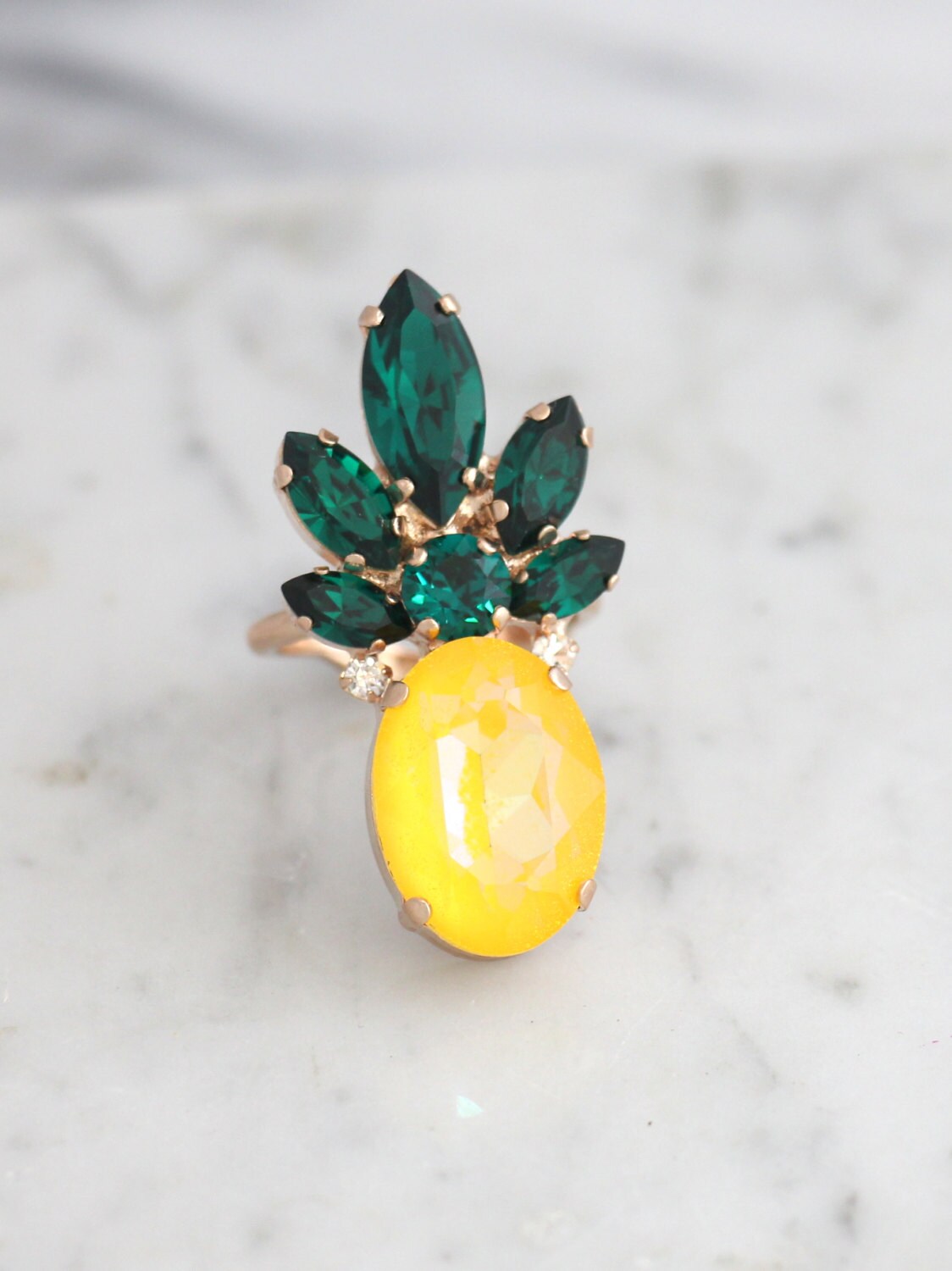 Ananas Ring, Kristall Cocktail Gelb Smaragd Geschenk Für Sie, Statement Schmuck von iloniti