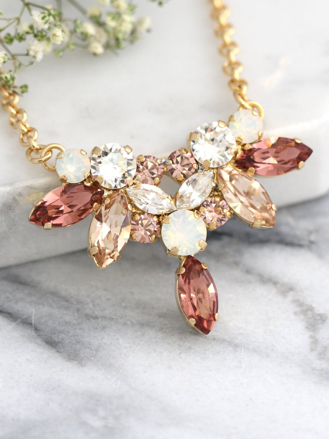 Braut Blush Halskette, Crystal Gold Light Silk White Opal Rose Brauthalskette, Brautschmuck von iloniti