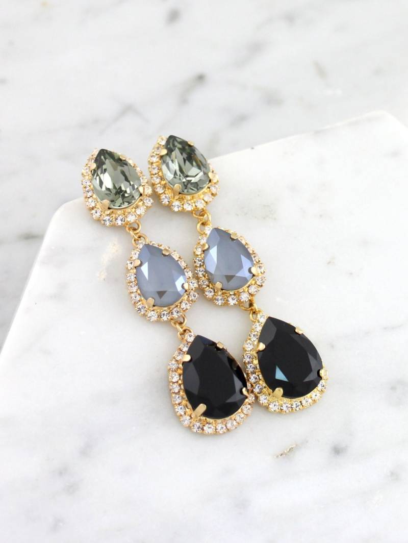 Graue Braut Ohrringe, Schwarze Kronleuchter, Dunkelgraue Lange Graue Kristallohrringe, Statement Schwarz Ohrringe von iloniti