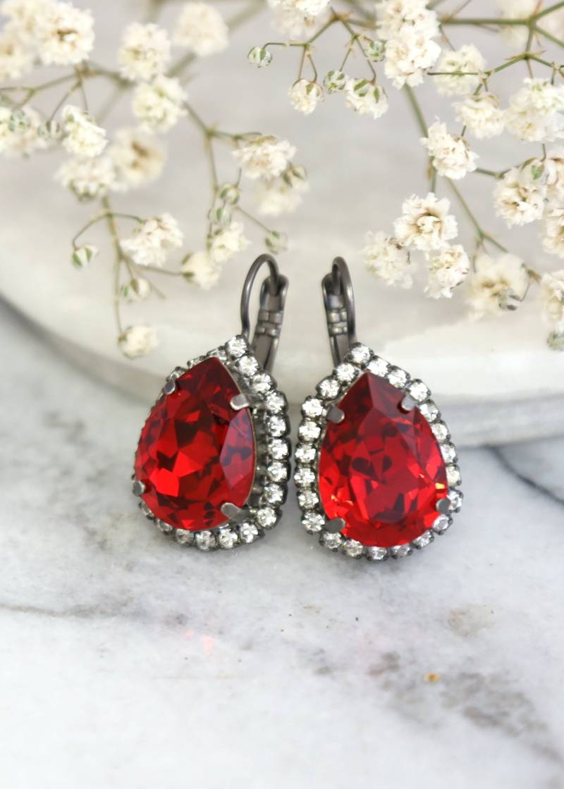 Rote Birne Kristall Ohrringe, Rubin Rot Granat Braut Weihnachtsgeschenk Ohrringe von iloniti