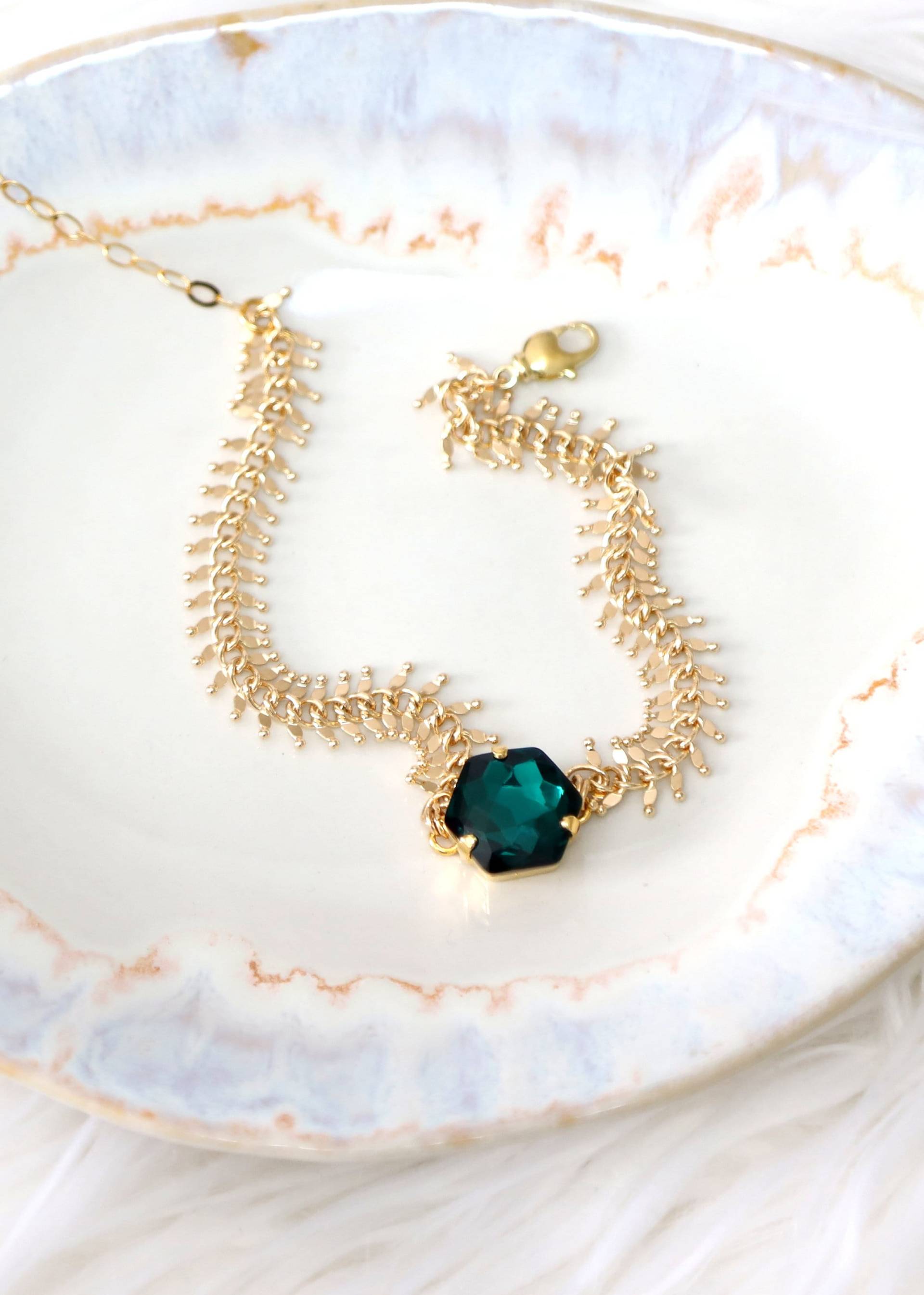 Smaragdgrün Armband, Braut Smaragd Kristall Brautjungfern Dunkelgrün Gold Boho Armband von iloniti