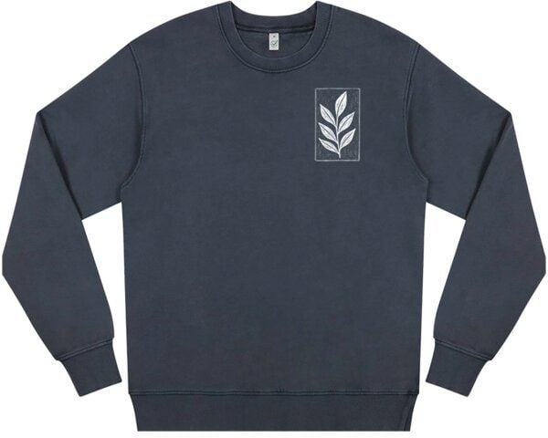 ilovemixtapes Der Zweig – Handbedrucktes Unisex Sweatshirt aus Bio-Baumwolle | Stone Washed Denim ilovemixtapes Der Zweig – Handbedrucktes Unisex Sweatshirt aus Bio-Baumwolle | Stone Washed Denim von ilovemixtapes