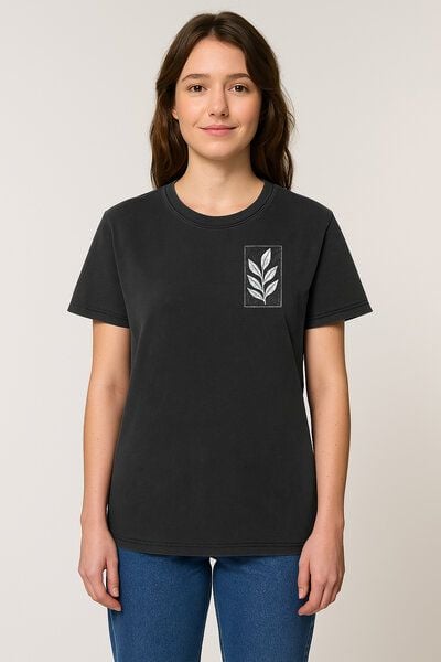 ilovemixtapes Unisex T-Shirt „Der Zweig“ – Bio-Baumwolle, Stone Washed Sage Green, Denim Blue & Black, Fair Wear von ilovemixtapes