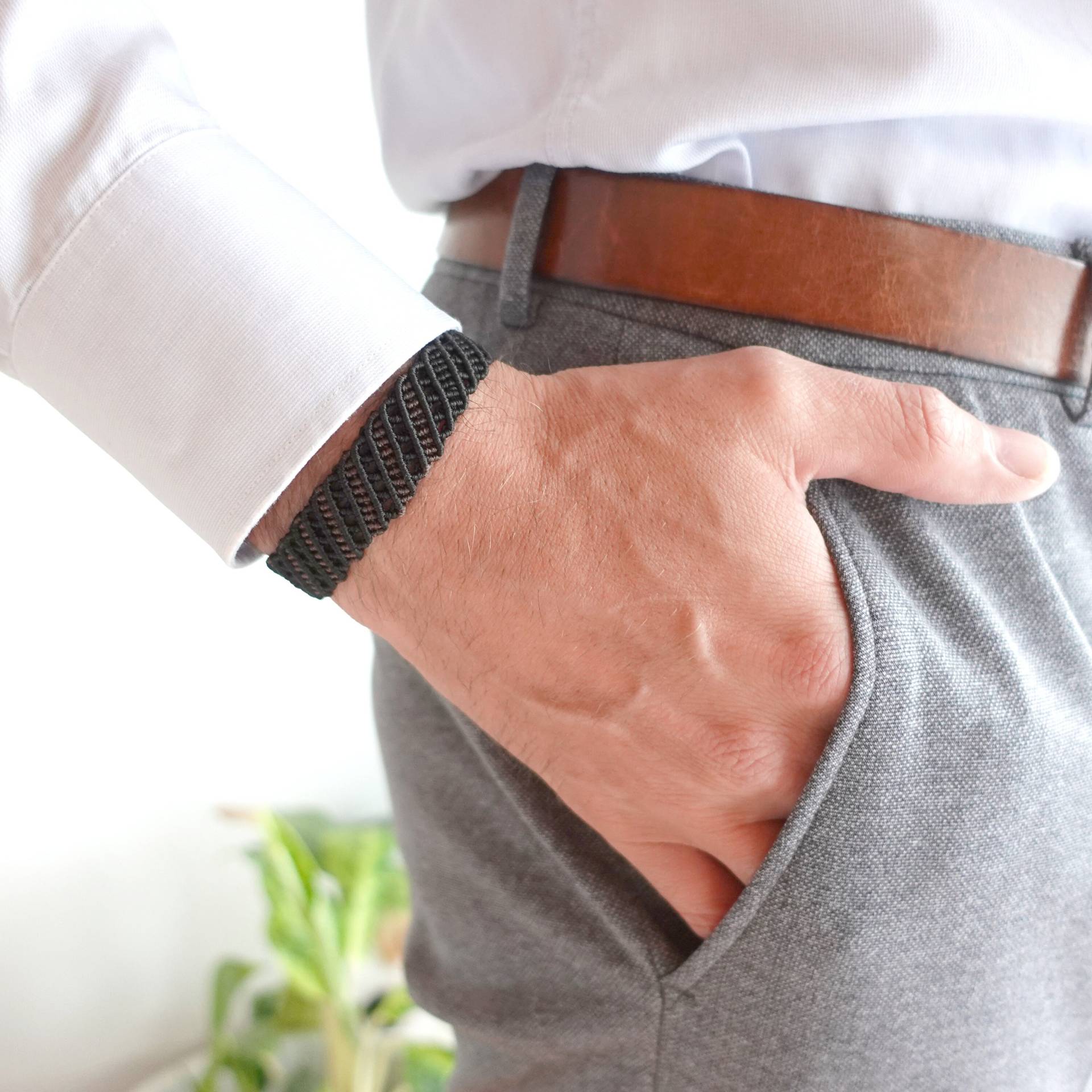 Herren Unisex Makramee Armband, Schwarz Braun, Mit Acai Kerne, Wasserfest von imperfectionDE