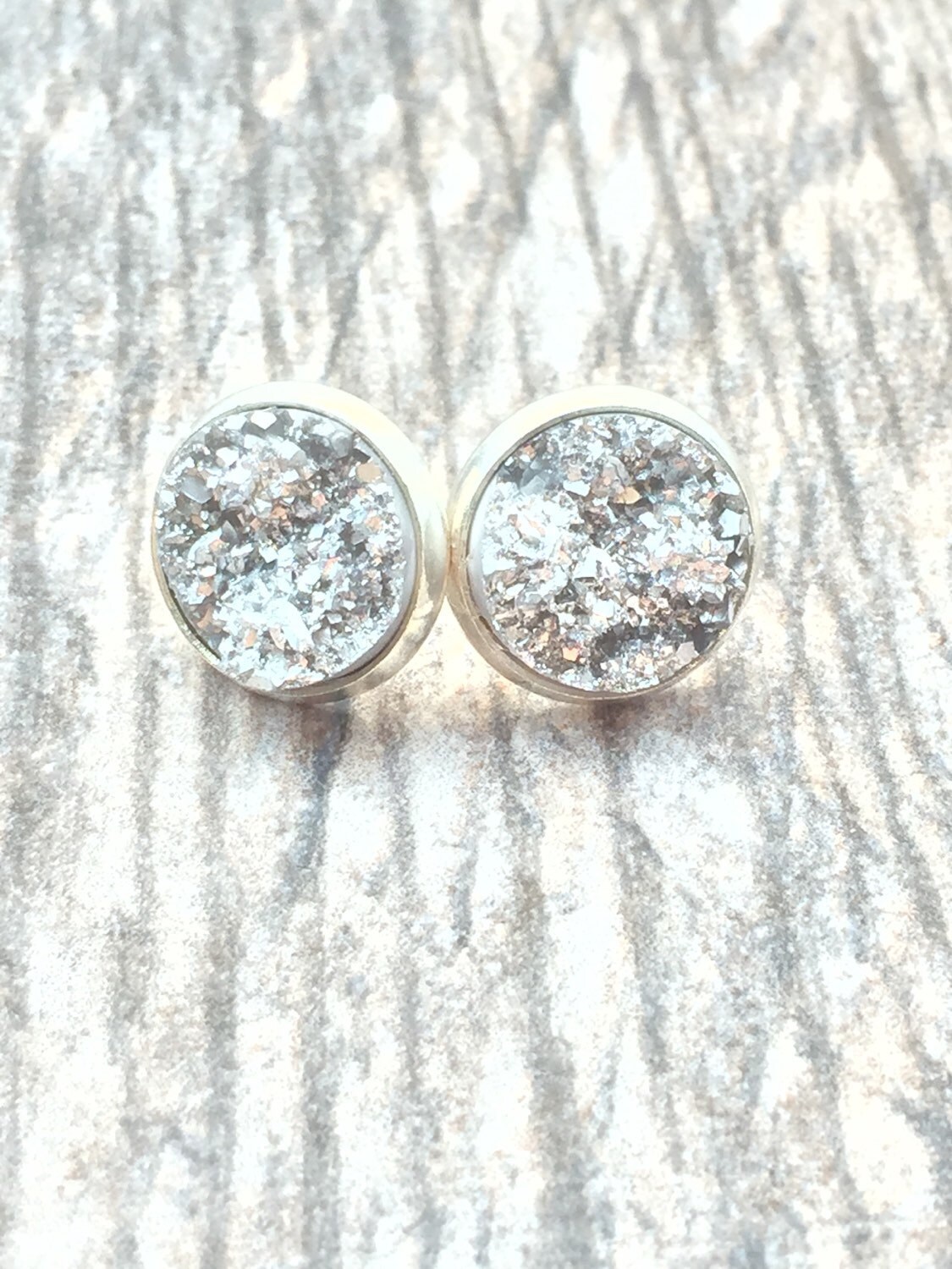 Silber Druzy Ohrringe - Harz Edelstein Ohrstecker Schmuck Silber Druzy Ohrringe - Harz Edelstein Ohrstecker Schmuck von imwyred