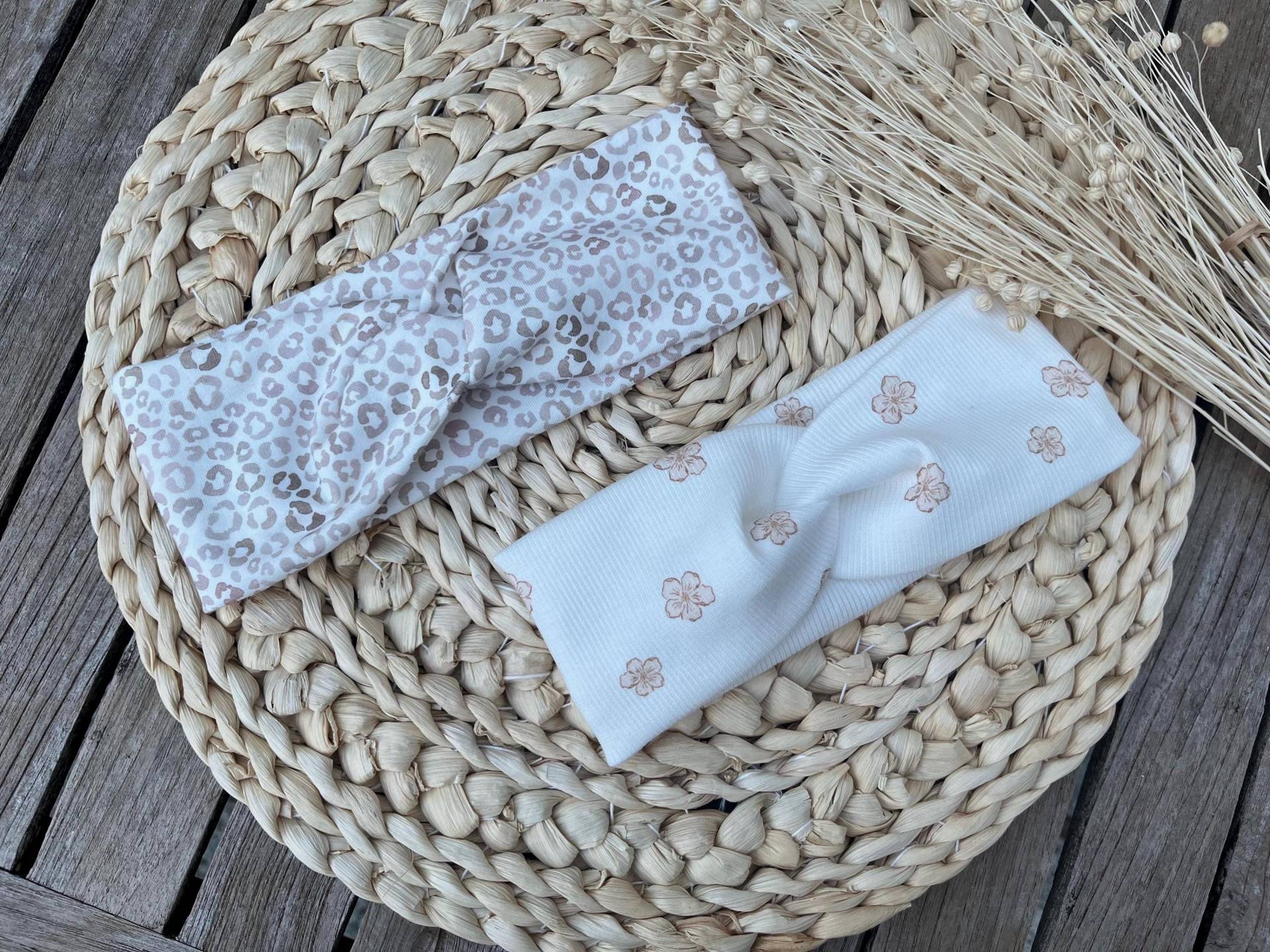 Muster Stirnband, Haarband, Knotenstirnband, Haar-Accessoires, Hair, Jersey, Blumen, Knospen, Gerippt, Leo, Wildcat, Boho, Neutrales Band Muster Stirnband, Haarband, Knotenstirnband, Haar-Accessoires, Hair, Jersey, Blumen, Knospen, Gerippt, Leo, Wildcat, Boho, Neutrales Band von inasFadenzauber