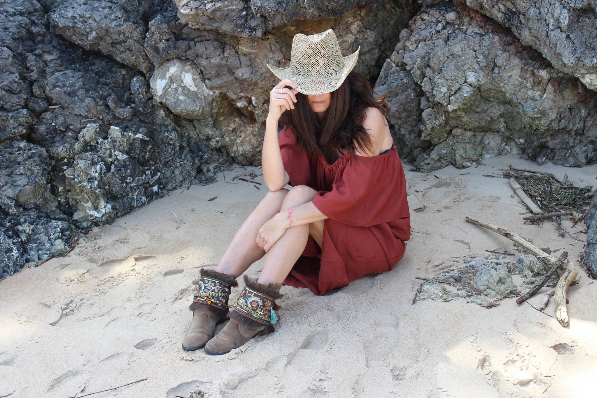 Boho Würfel Mit Flecos Und Bordado Floral | Estilo Western Cowgirl Envolturas De Tobillo Für Festival Regalo Étnico Von Moda Boho Würfel Mit Flecos Und Bordado Floral | Estilo Western Cowgirl Envolturas De Tobillo Für Festival Regalo Étnico Von Moda von indiemaison