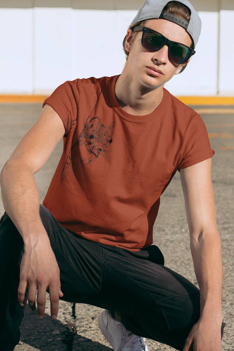 T-Shirt Mit Eichhörnchen Print T-Shirt Mit Eichhörnchen Print von indiesemsinne