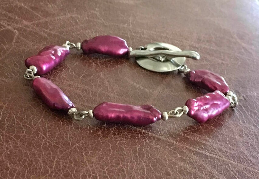 Himbeerzuchtperlen Armband Himbeerzuchtperlen Armband von indljewelry