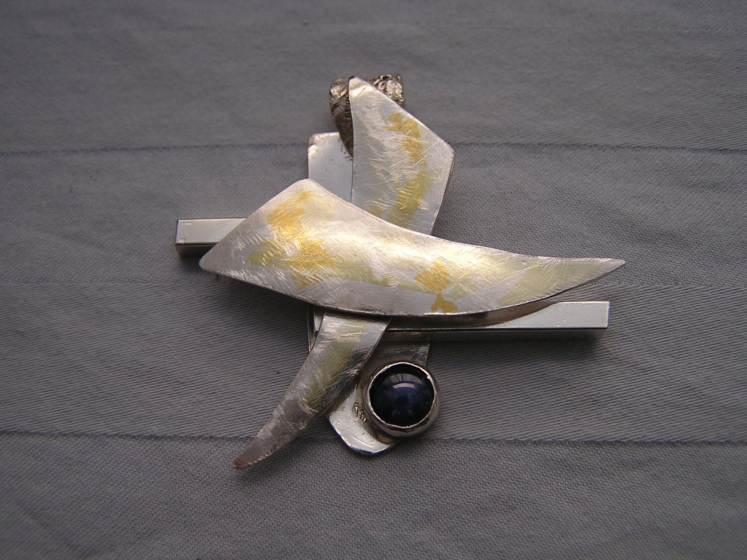 Keum Boo Architechtural Pendent Keum Boo Architechtural Pendent von indljewelry