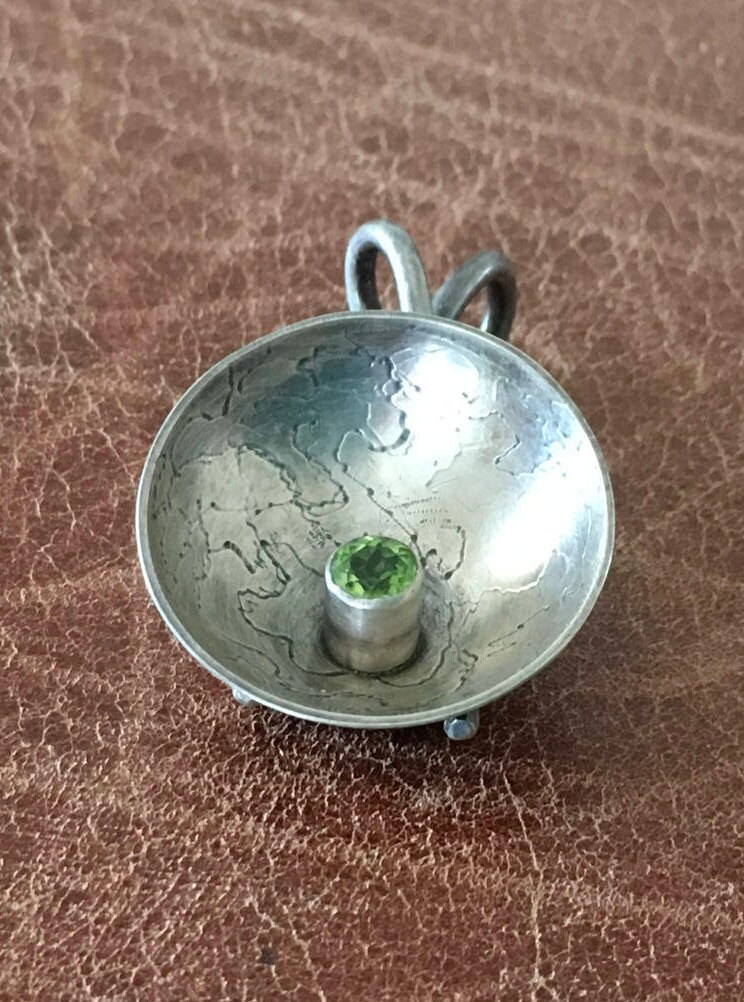 sterling Silber Und Peridot-Anhänger sterling Silber Und Peridot-Anhänger von indljewelry