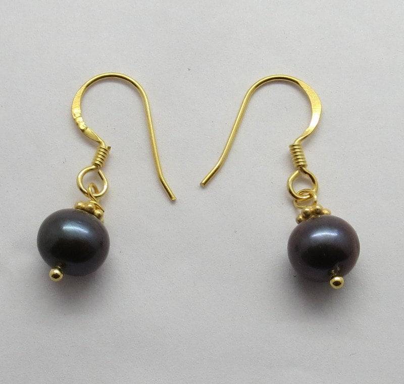 1 Paar 925 Sterling Silber Vermeil Ohrhänger Süßwasserperle 26mm Lang 1 Paar 925 Sterling Silber Vermeil Ohrhänger Süßwasserperle 26mm Lang von indokraft