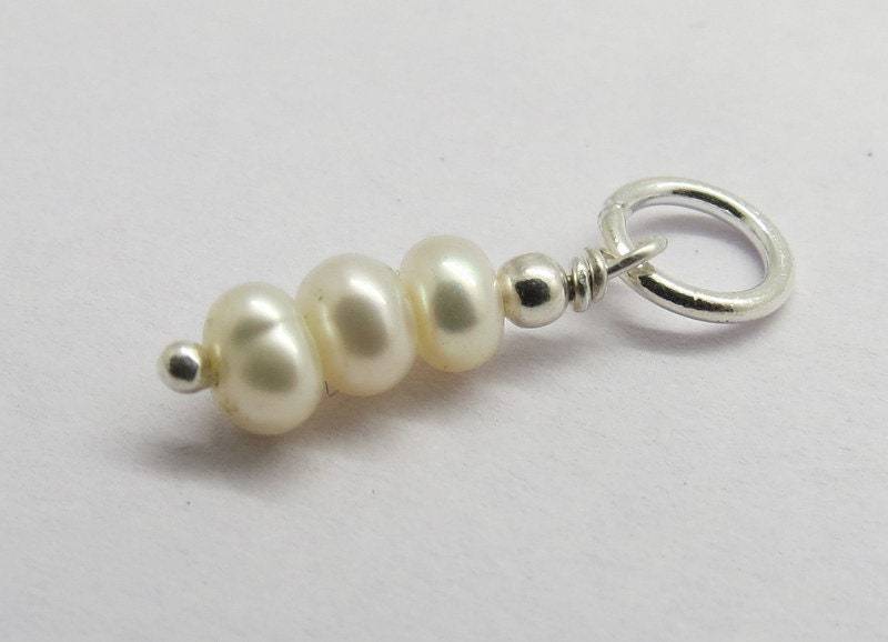 1 Stück 925 Sterling Silber Perle Charm Baumeln Anhänger Komponente Geschlossen Biegering 20mm Lang 1 Stück 925 Sterling Silber Perle Charm Baumeln Anhänger Komponente Geschlossen Biegering 20mm Lang von indokraft