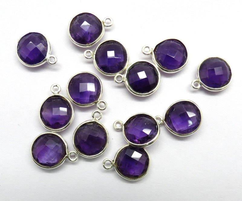 4 Stück 925 Sterling Silber Anhänger Natur Edelstein Amethyst Verbinder Charm Add A Dangle 4 Stück 925 Sterling Silber Anhänger Natur Edelstein Amethyst Verbinder Charm Add A Dangle von indokraft