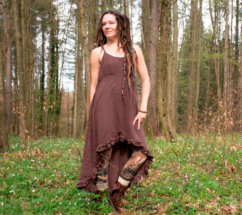 Langes Gaze Baumwolle Boho Kleid, Rüschen Saum von inespu