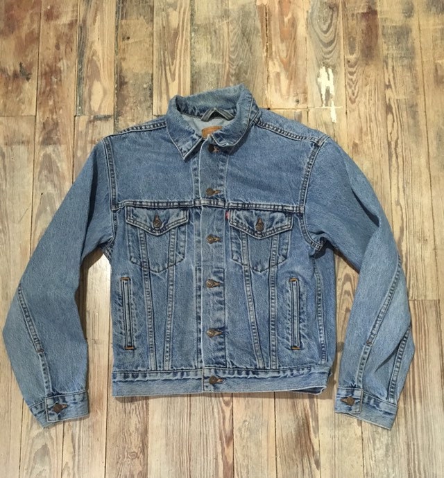 Beunruhigt Jeansjacke Von Levis von inezandberyl