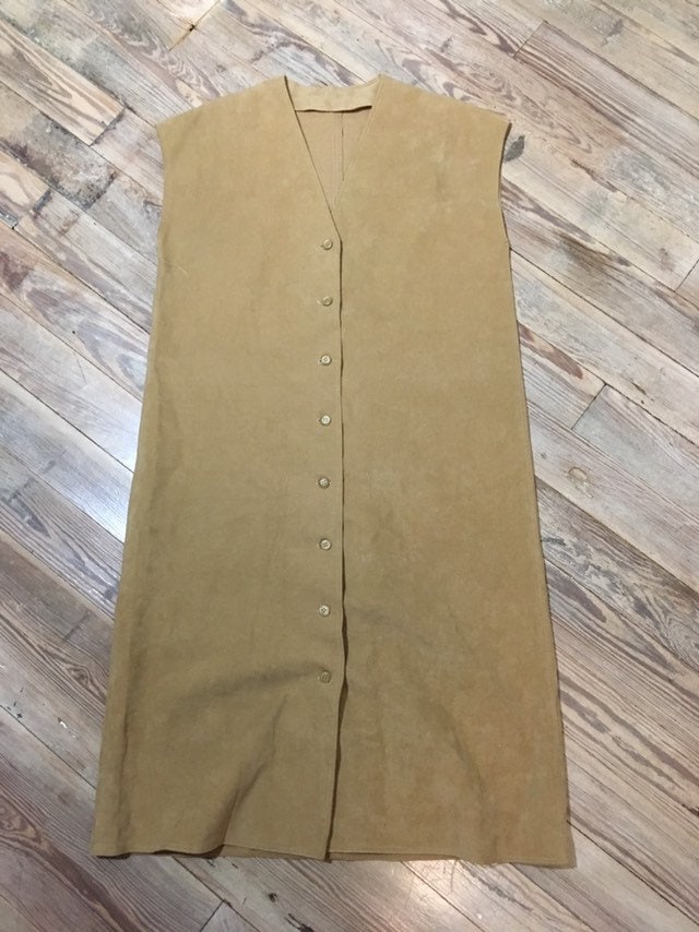 Boxy Wildleder Kleid von inezandberyl