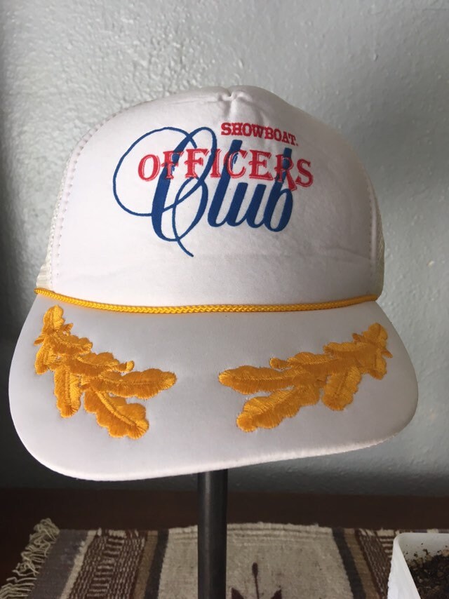 Showboat Offiziere Verein Kapitäne Netz Hut von inezandberyl