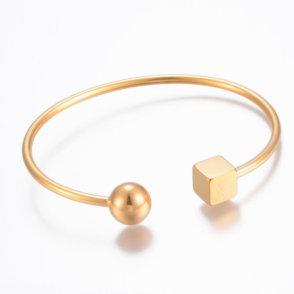 Ball Und Würfel Allergiefrei, Anlauffrei Armband Hochwertiger Recycelter Stahl Goldene Zusätze Geschenk Für Sie Bengals | Am042 Ball Und Würfel Allergiefrei, Anlauffrei Armband Hochwertiger Recycelter Stahl Goldene Zusätze Geschenk Für Sie Bengals | Am042 von ingredientsforlovely