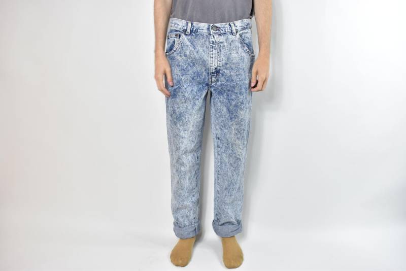 Vintage Blaue Acid Washed Hoch Taillierte Mom Jeans von inhomage