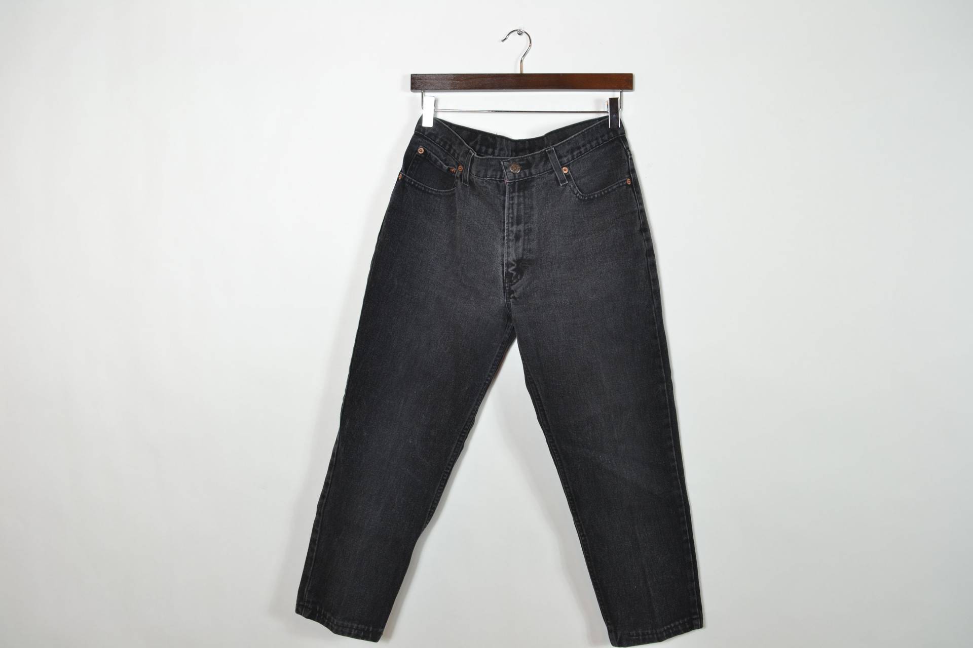Vintage Faded Schwarz Jordache High Waisted Jeans von inhomage