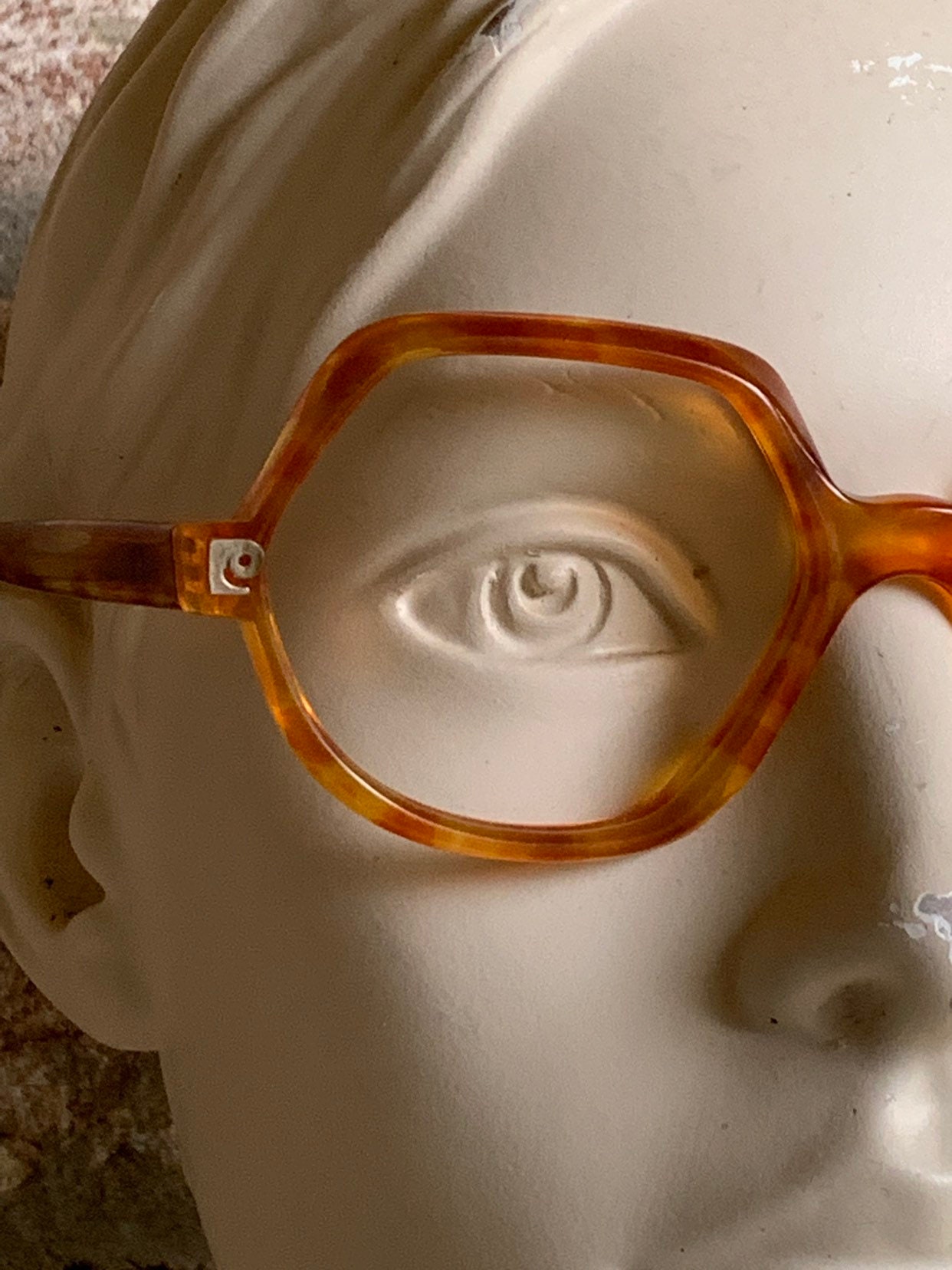 Pierre Cardin Brillengestell, Neu Aus Altem Lagerbestand, Farbe Butterscotch von inlove4vintage