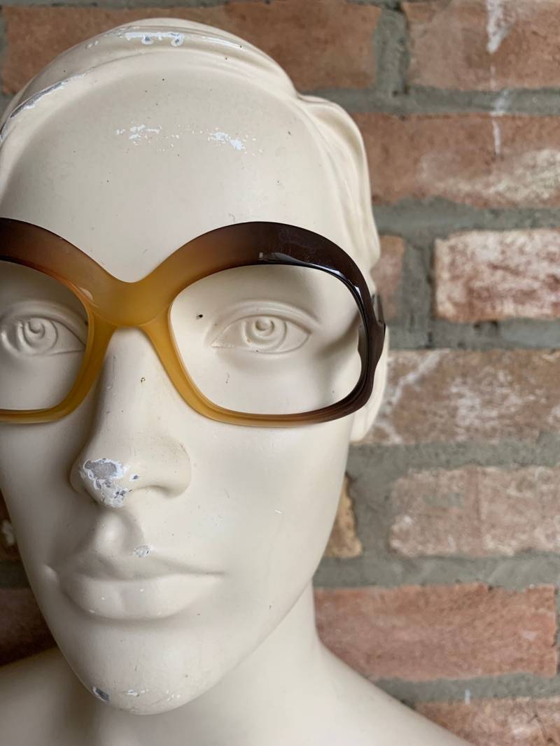 Saphira Damen-Brillengestell, Vintage, 70Er Jahre, Nos, Neuer Alter Lagerbestand Saphira Damen-Brillengestell, Vintage, 70Er Jahre, Nos, Neuer Alter Lagerbestand von inlove4vintage