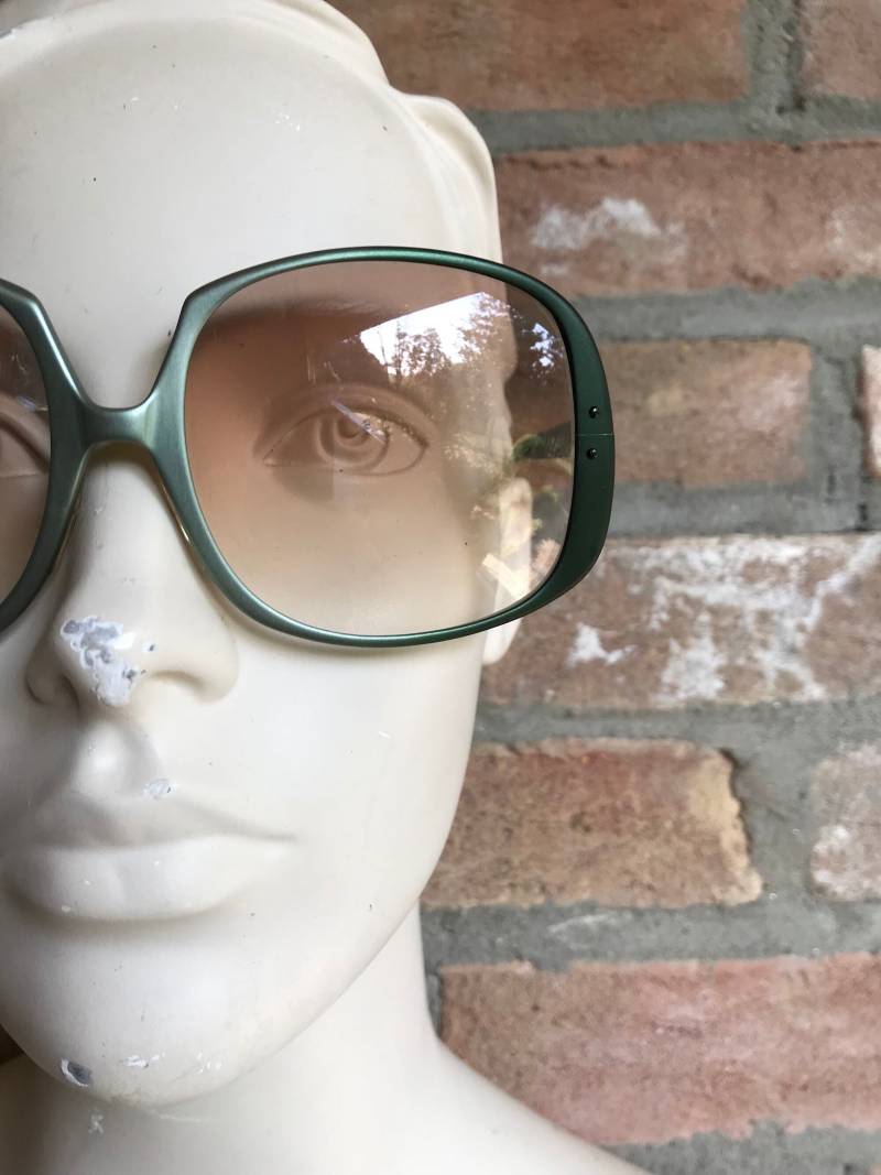 Übergroße Sonnenbrille, Damenbrille, Zweifarbiges Satinmetall, Marke Eko, Große Größe von inlove4vintage