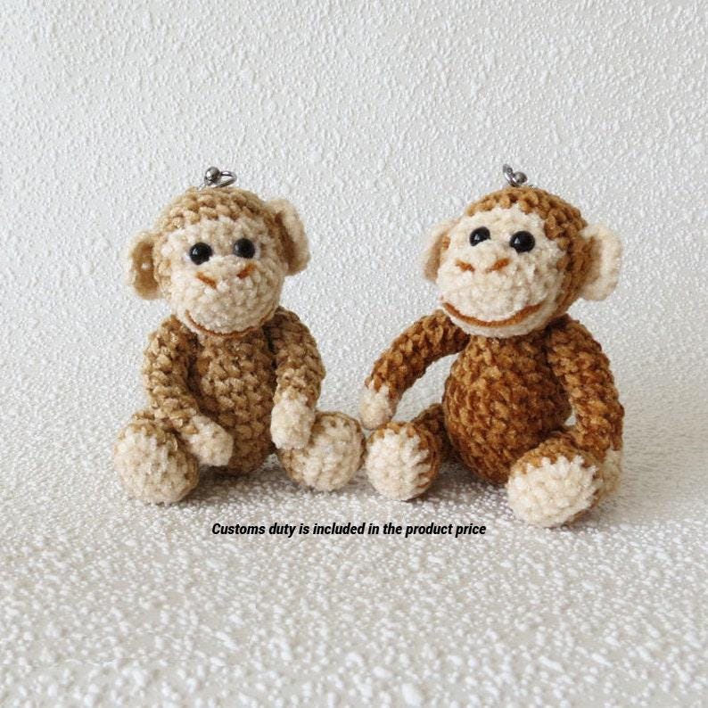 Crochet Little Monkey Amigurumi Affe Spielzeug Schlüsselanhänger Charm Kawaii Gehäkelte Reißverschluss Charme Gefüllt Geschenk Crochet Little Monkey Amigurumi Affe Spielzeug Schlüsselanhänger Charm Kawaii Gehäkelte Reißverschluss Charme Gefüllt Geschenk von innakozachuk