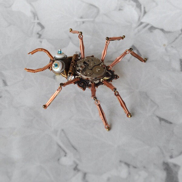 Fantasy Insect Unikat Brosche Im Steampunk-Style von insectorium