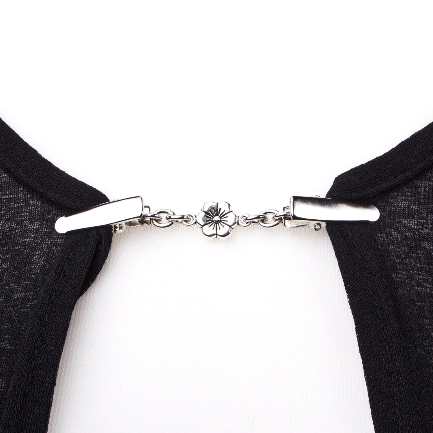 Silber Blumen Strickjacke Clip Kette Schal, Kimono & Pashmina Befestigung Silber Blumen Strickjacke Clip Kette Schal, Kimono & Pashmina Befestigung von inspira