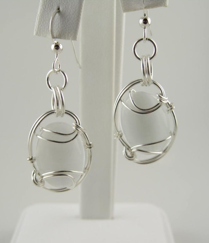 Katzenauge Ohrring, Glasohrring, Wire Wrapped Handgemachte Weiße Schmuck, Handgemachten Schmuck von inspiredcreationsco