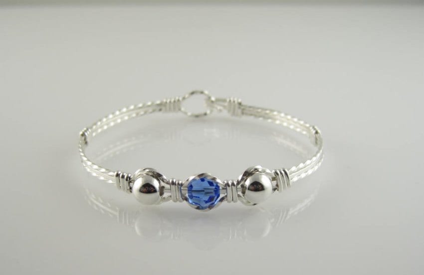 Wsb-0128 Individuelle Geburtsstein Handgefertigter Swarovski Kristall Und .925 Sterling Silber Draht Gewickelt Armreif von inspiredcreationsco